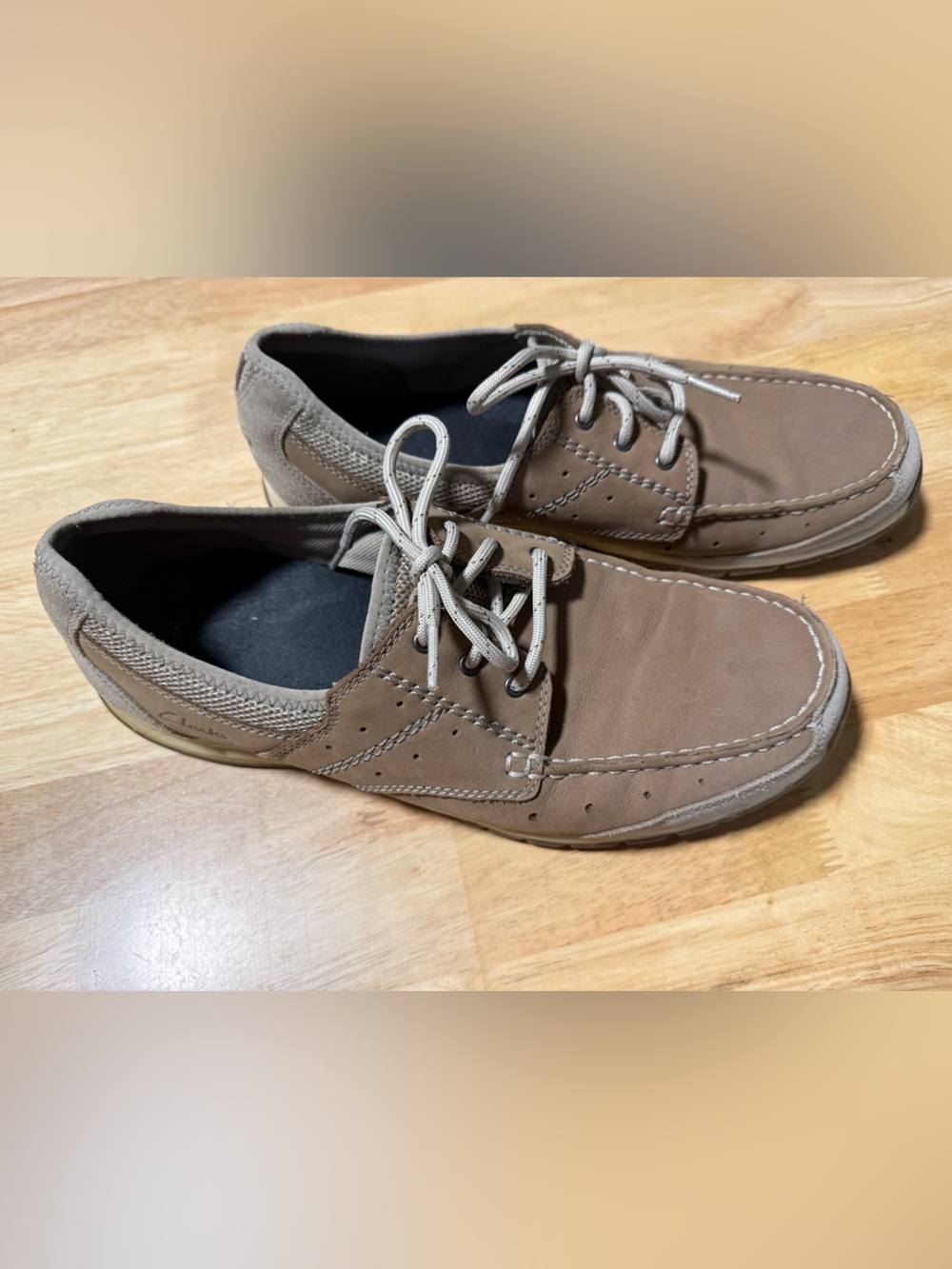 Clarks Men’s Size 10M Taupe Leather Casual Lace Up Comfort Shoes